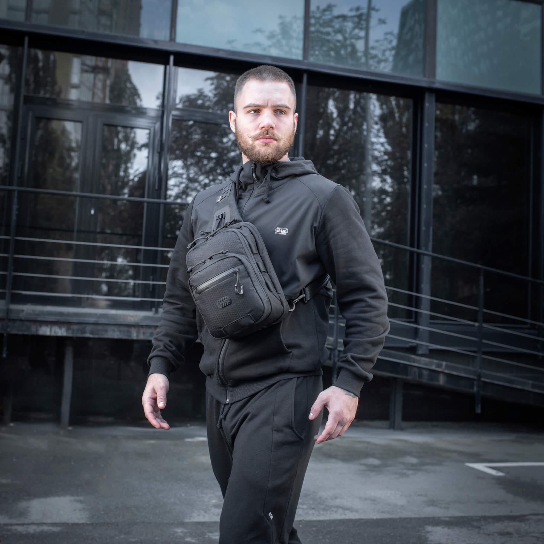 M-Tac сумка Cross Bag Slim Elite Hex Black купити за доступною