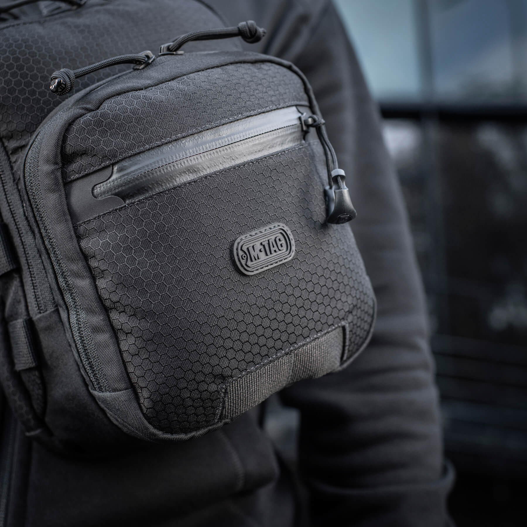 M-Tac сумка Cross Bag Slim Elite Hex Black купити за доступною